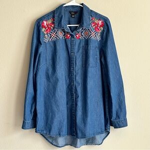 Intro Floral Embroidered Denim Button Up Roll Tab Sleeve Size Large Boho Western